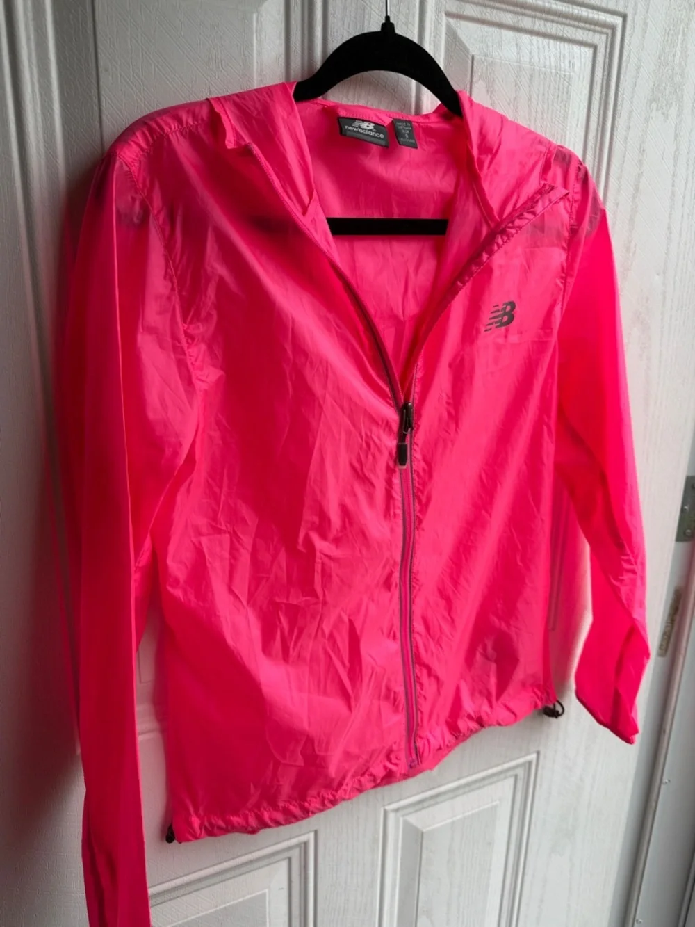 New Balance Neon Pink Lightweight Hooded Windbreaker - Picture 2 of 8